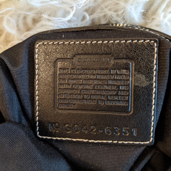Authentic Coach Handbag - Picture 4 of 4